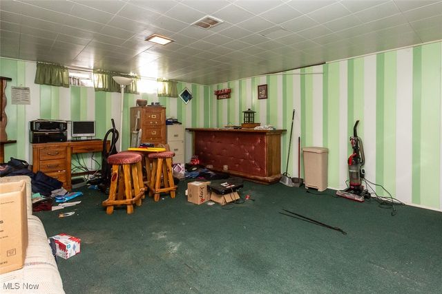 6849 Lantern Lane, Parma Heights, OH 44130