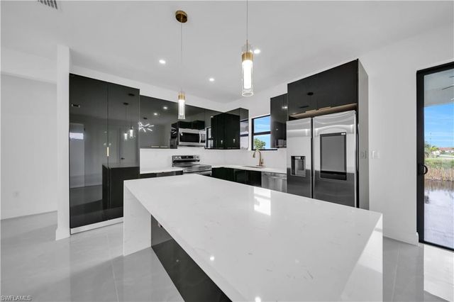 3821 NW 38th AVE, Cape Coral, FL 33993