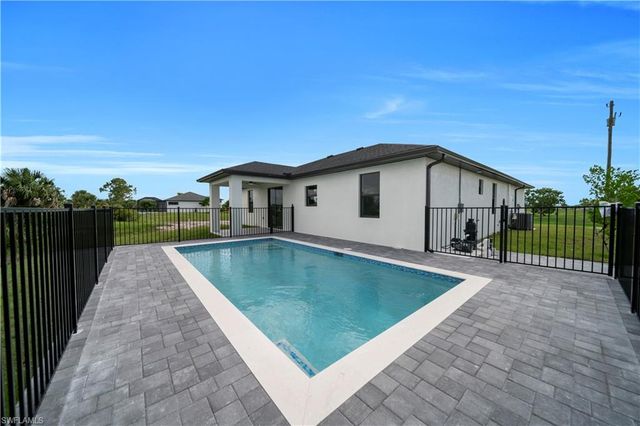 3821 NW 38th AVE, Cape Coral, FL 33993