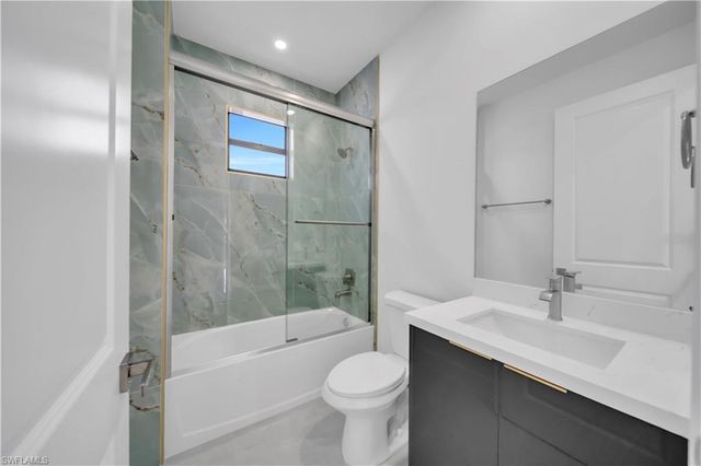 3821 NW 38th AVE, Cape Coral, FL 33993