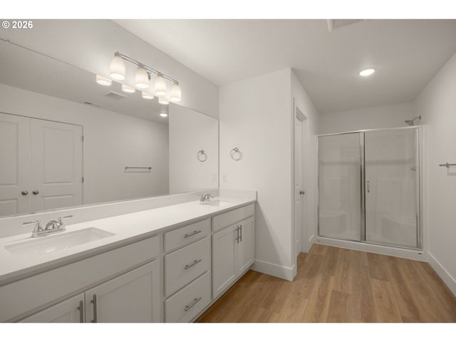 7335 Sw Leonard Pl L-4, Beaverton, OR 97007
