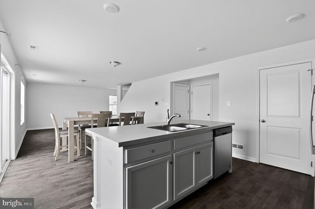 913 MACARTHUR DRIVE, Bridgeton, NJ 08302