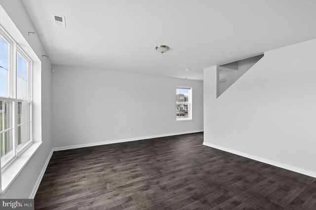 913 MACARTHUR DRIVE, Bridgeton, NJ 08302