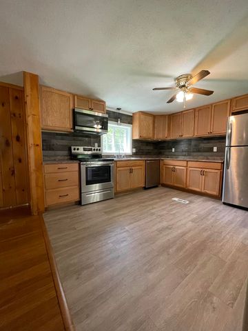 208 Grafton Turnpike Road, Canaan, NH 03741