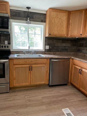 208 Grafton Turnpike Road, Canaan, NH 03741