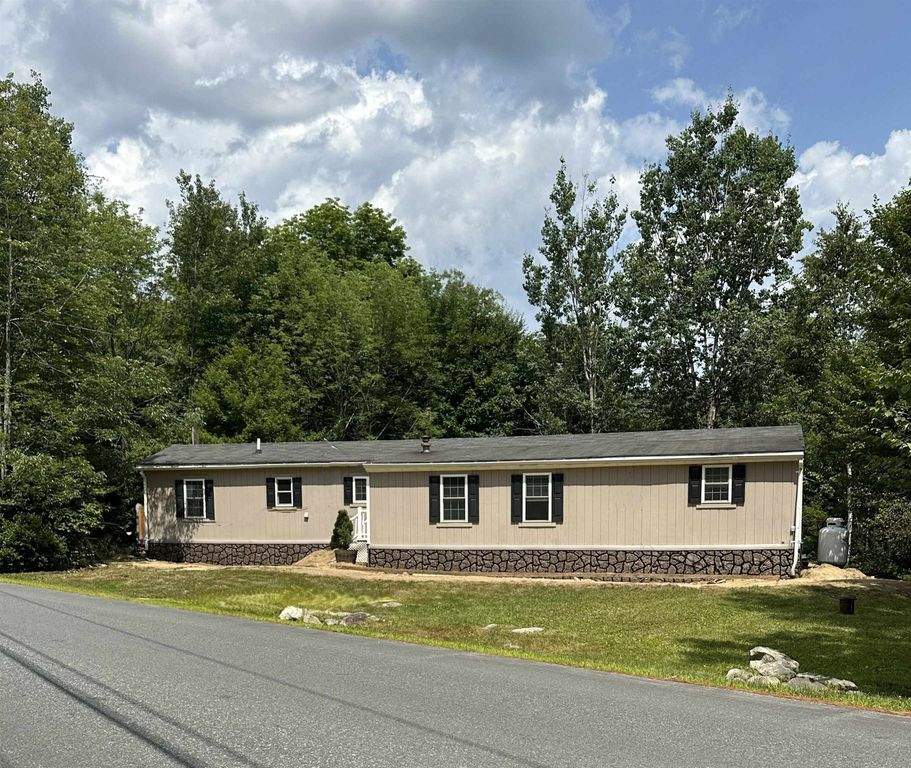 208 Grafton Turnpike Road, Canaan, NH 03741