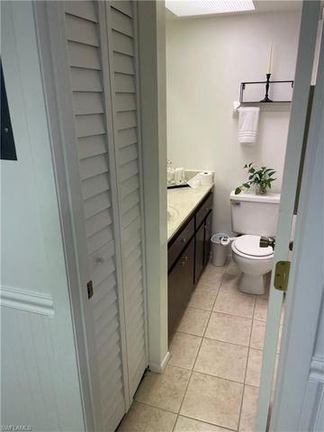 1031 SE 9th St Apt 16, Cape Coral, FL 33990