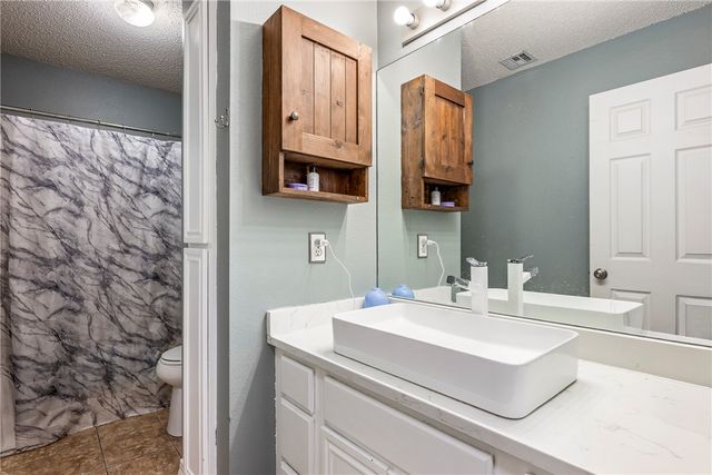 2906 Northaven Drive, Bentonville, AR 72712