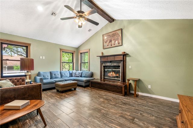 2906 Northaven Drive, Bentonville, AR 72712