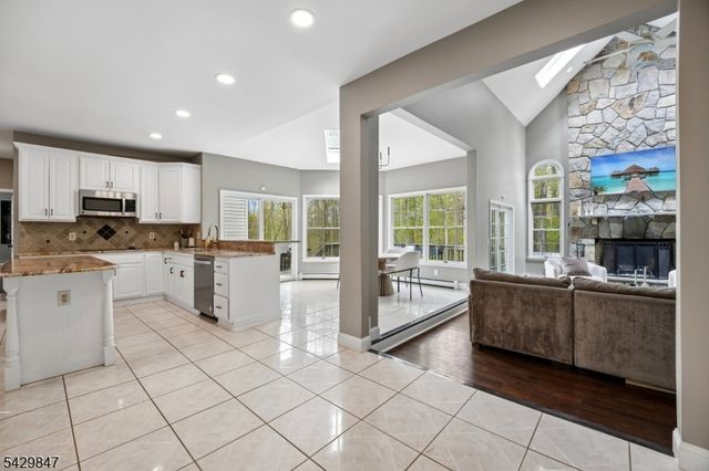 9 Natale Dr, Sparta Twp., NJ 07871