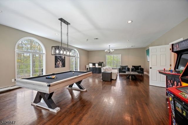 9 Natale Dr, Sparta Twp., NJ 07871