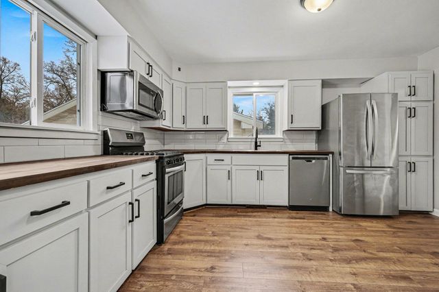 2479 Marcoux Avenue, Muskegon Twp, MI 49442