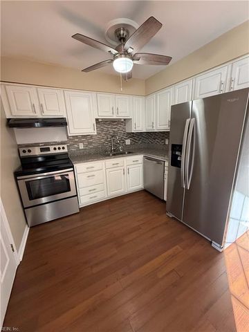 6205 Lippizan CIR, Virginia Beach, VA 23464