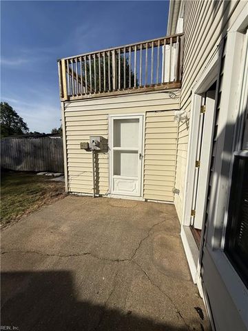 6205 Lippizan CIR, Virginia Beach, VA 23464