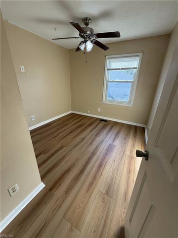 6205 Lippizan CIR, Virginia Beach, VA 23464