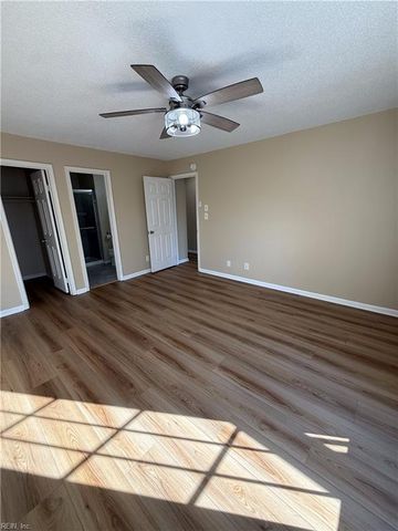 6205 Lippizan CIR, Virginia Beach, VA 23464