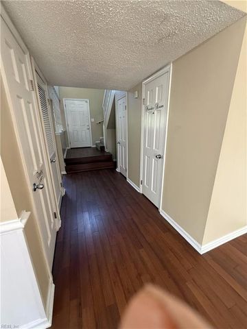 6205 Lippizan CIR, Virginia Beach, VA 23464