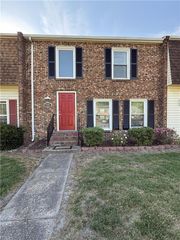 6205 Lippizan CIR, Virginia Beach, VA 23464