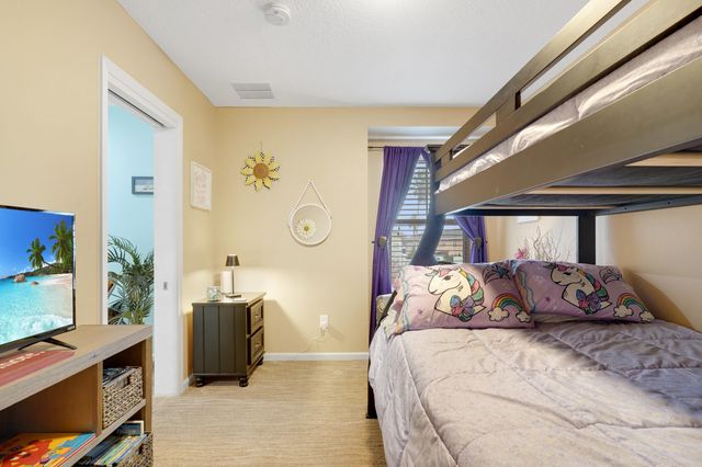 553 Cabernet Pl, St Augustine, FL 32084