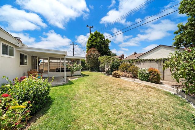 8181 Holland, Huntington Beach, CA 92647