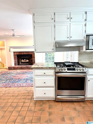 516 OXFORD CIRCLE, Homewood, AL 35209