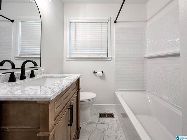 128 CARLA AVENUE, Trussville, AL 35173