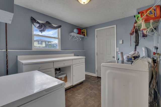 2654 Stonington Avenue, Grove City, OH 43123
