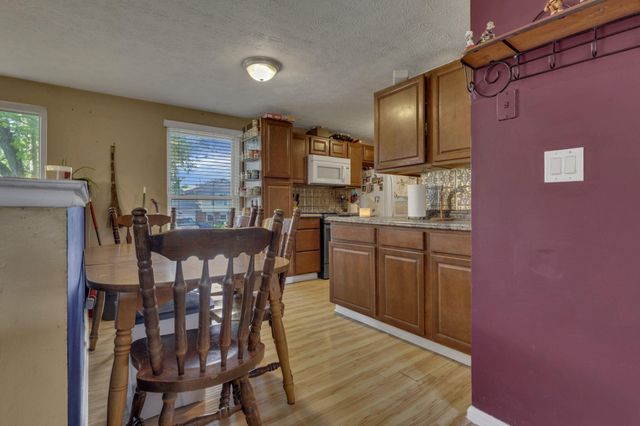 2654 Stonington Avenue, Grove City, OH 43123