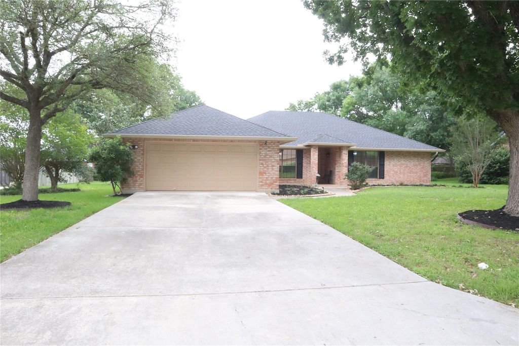 136 Dundee Grace, New Braunfels, TX 78130