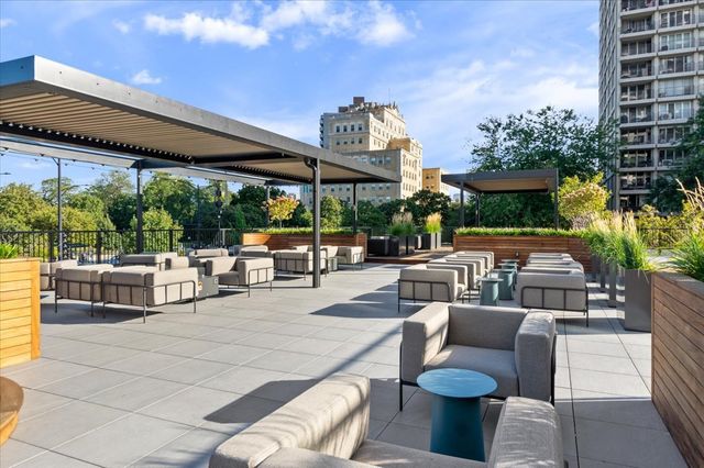 2020 N LINCOLN PARK WEST 9J, Chicago, IL 60614