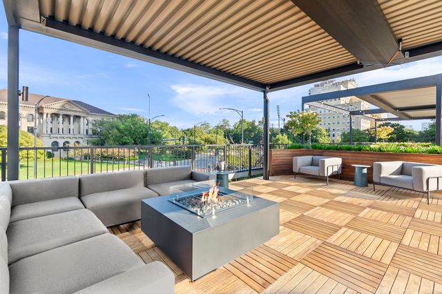 2020 N LINCOLN PARK WEST 9J, Chicago, IL 60614