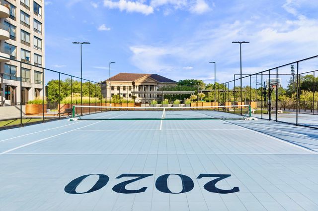 2020 N LINCOLN PARK WEST 9J, Chicago, IL 60614