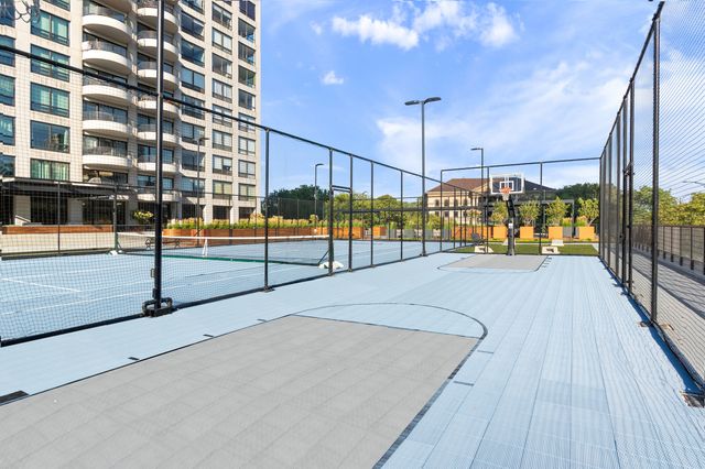 2020 N LINCOLN PARK WEST 9J, Chicago, IL 60614