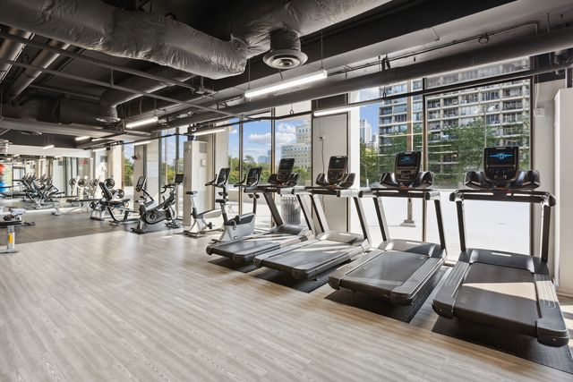 2020 N LINCOLN PARK WEST 9J, Chicago, IL 60614