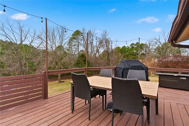 19067 Coppermine Road, Rogers, AR 72756