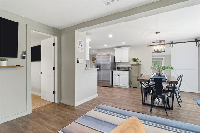 19067 Coppermine Road, Rogers, AR 72756