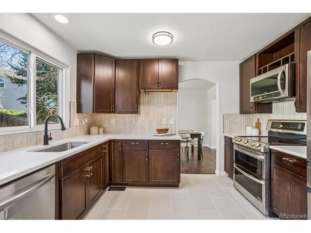 8506 Union Cir, Arvada, CO 80005