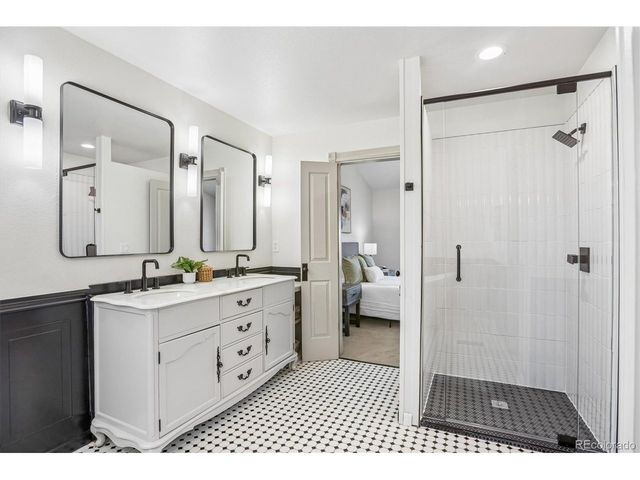 8506 Union Cir, Arvada, CO 80005