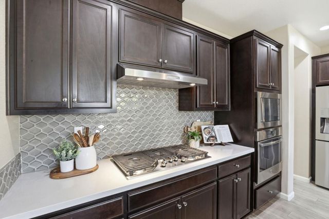 6600 Bogiala Way, Gilroy, CA 95020
