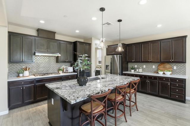 6600 Bogiala Way, Gilroy, CA 95020