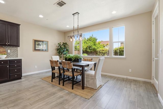 6600 Bogiala Way, Gilroy, CA 95020