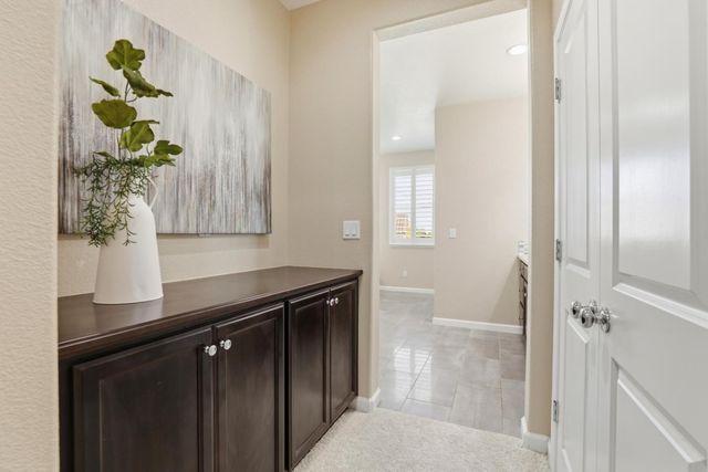 6600 Bogiala Way, Gilroy, CA 95020