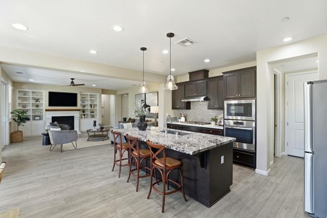 6600 Bogiala Way, Gilroy, CA 95020