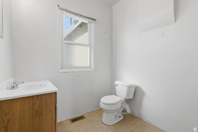 869 W CENTER ST, Provo, UT 84601