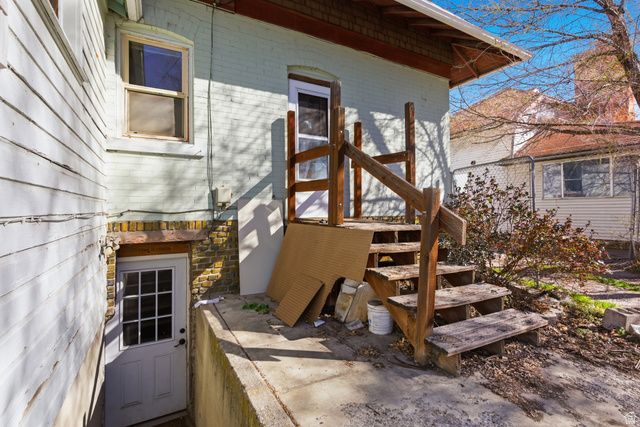 869 W CENTER ST, Provo, UT 84601