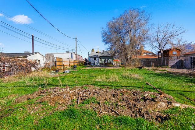 869 W CENTER ST, Provo, UT 84601
