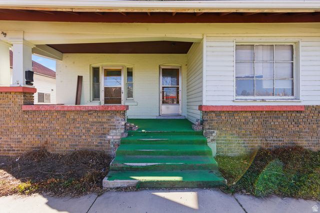869 W CENTER ST, Provo, UT 84601