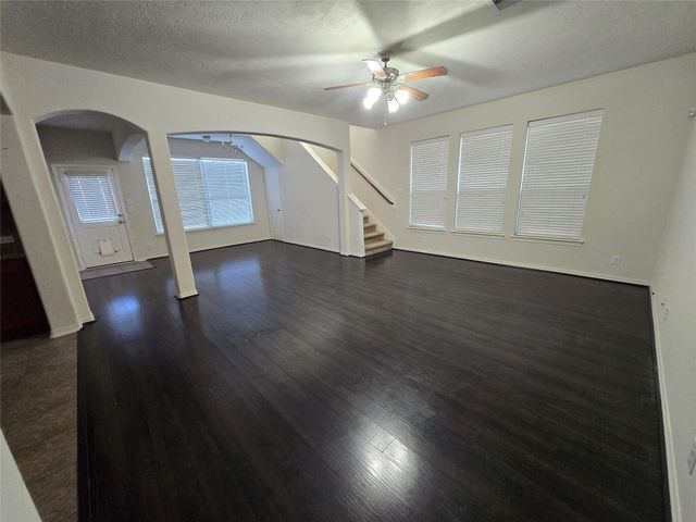 9903 Onyx Trail Drive, Rosharon, TX 77583