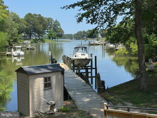 205 TRUMPS COURT, Reedville, VA 22539