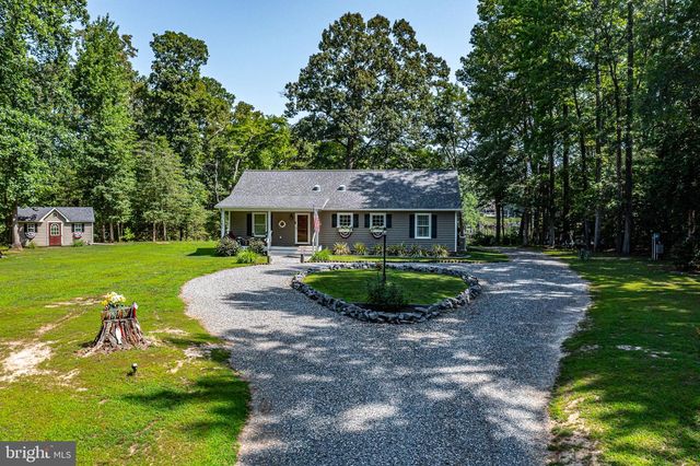 205 TRUMPS COURT, Reedville, VA 22539